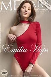 Presenting Emilia Hops Presenting Emilia Hops