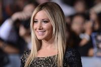 Ashley Tisdale video Breaking Dawn 2 premiere in LA 11/12/12 