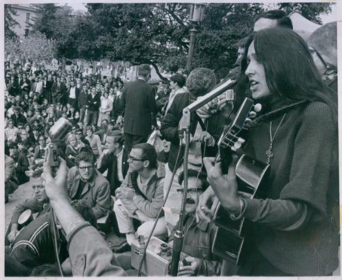 Joan Baez