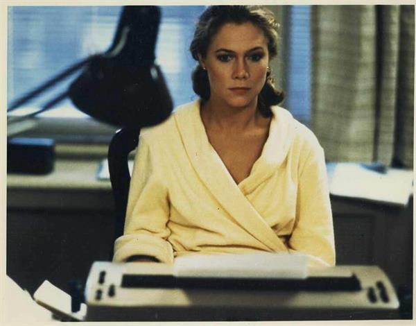 Kathleen Turner