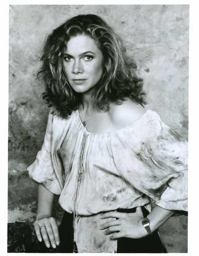 Kathleen Turner