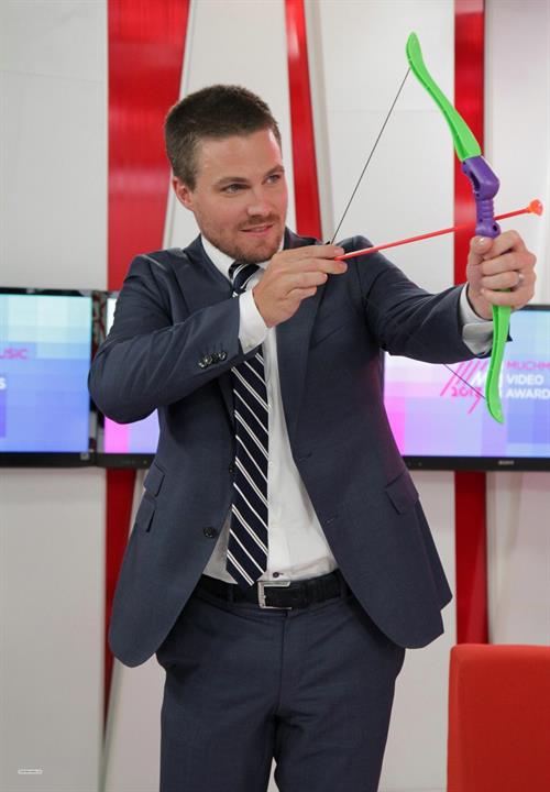 Stephen Amell