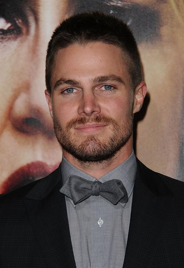 Stephen Amell