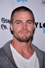 Stephen Amell
