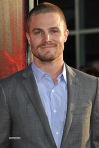 Stephen Amell