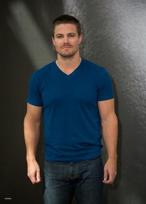Stephen Amell