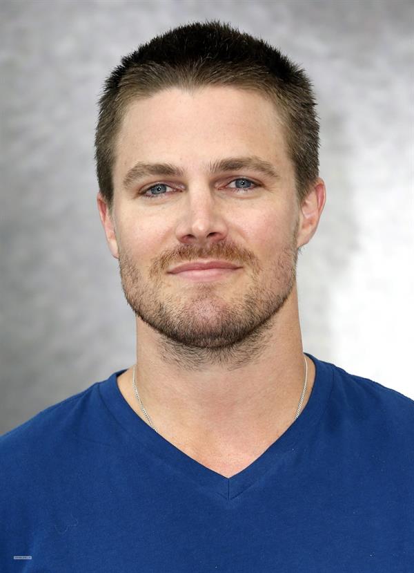 Stephen Amell