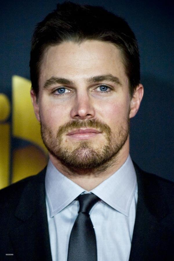 Stephen Amell