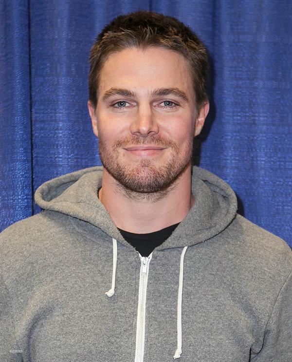 Stephen Amell