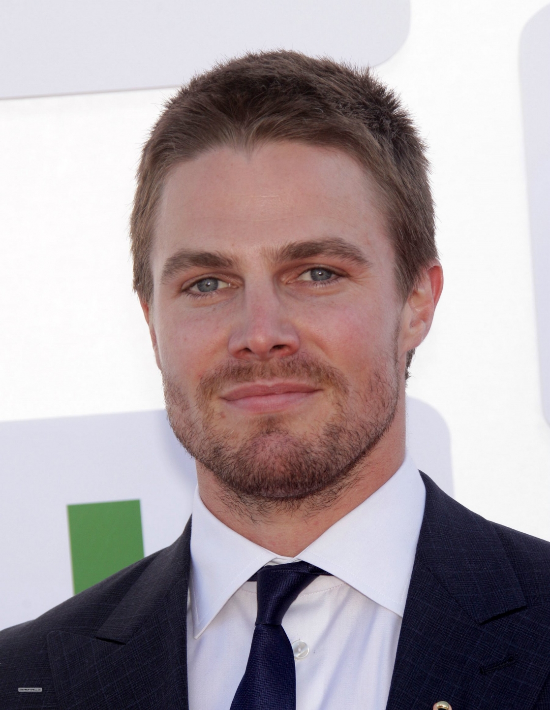 Stephen Amell Pictures