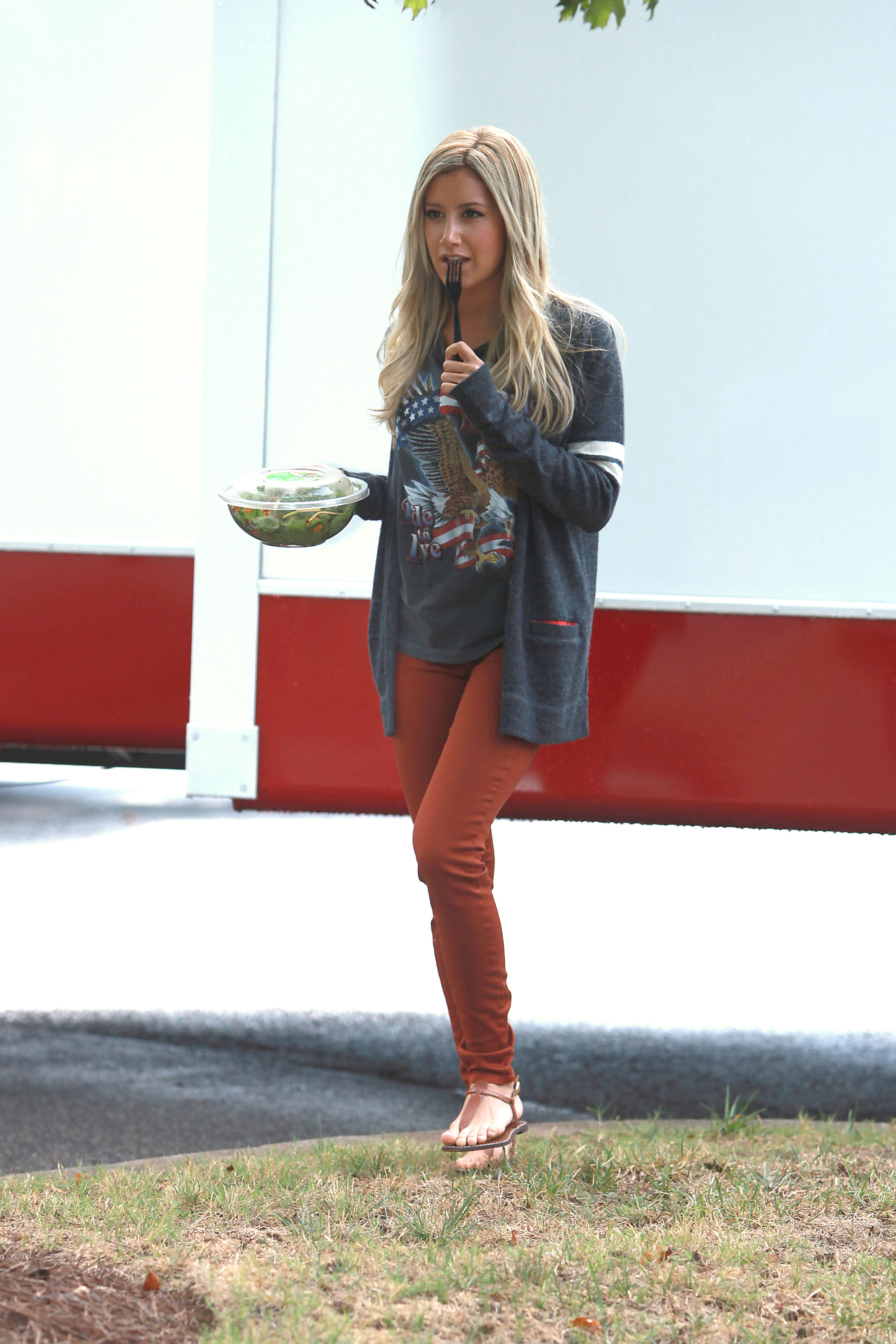 Ashley Tisdale on a lunch break while shooting Scary Movie 5 10/2/12