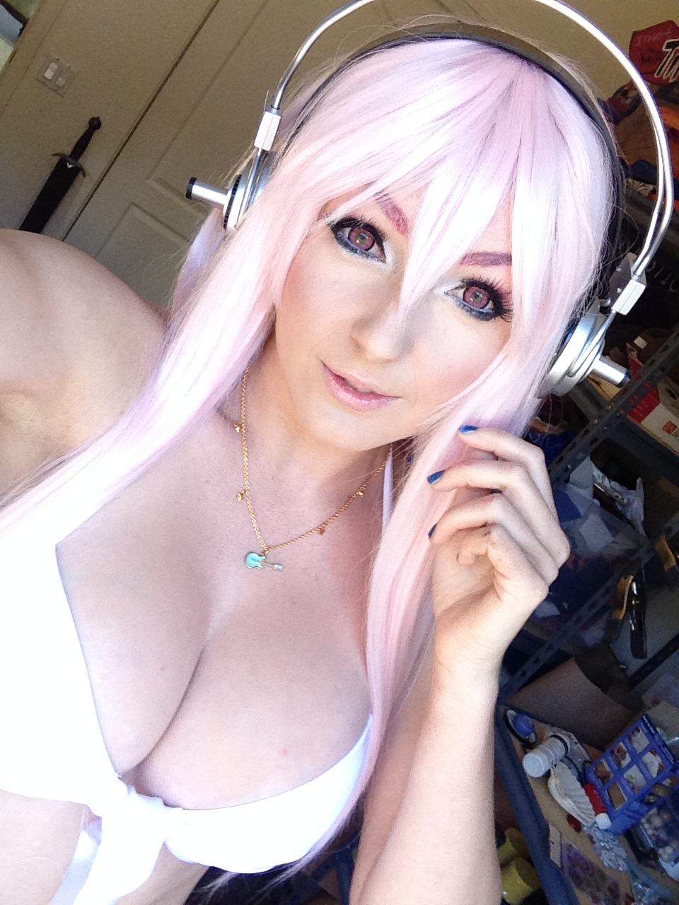 Jessica Nigri in a bikini taking a selfie