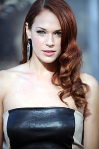 Amanda Righetti attends the LA premiere of Clash of the Titans at Graumans Chinese Theatre on March 31, 2010 