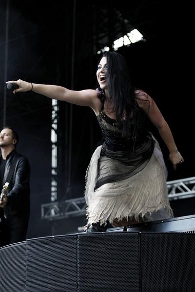 Amy Lee - Evanescence perform at the 2012 Heineken Jammin festival on July 6, 2012