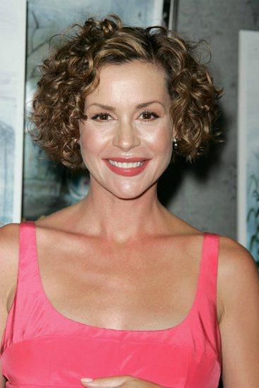Embeth Davidtz