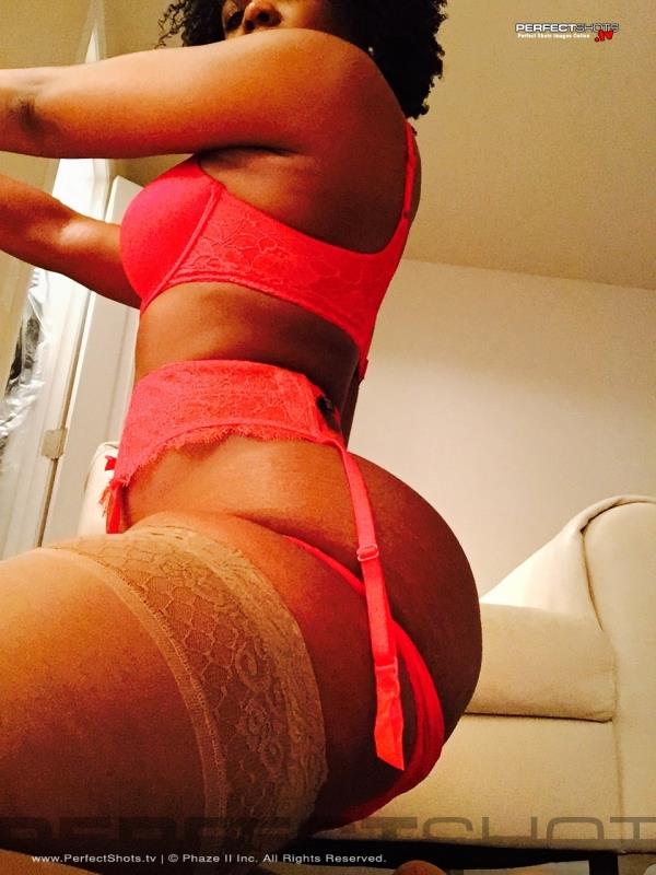 Ayisha Cottontail in lingerie