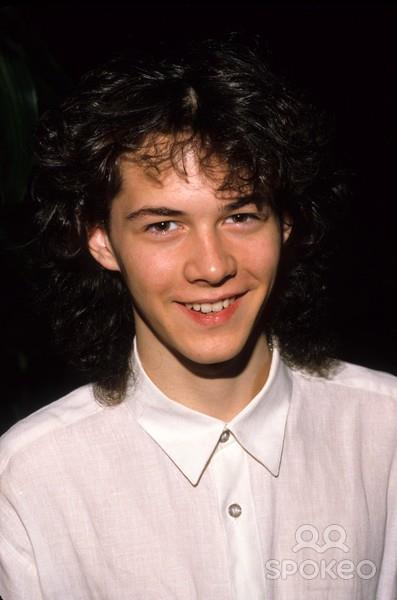 Christopher Daniel Barnes