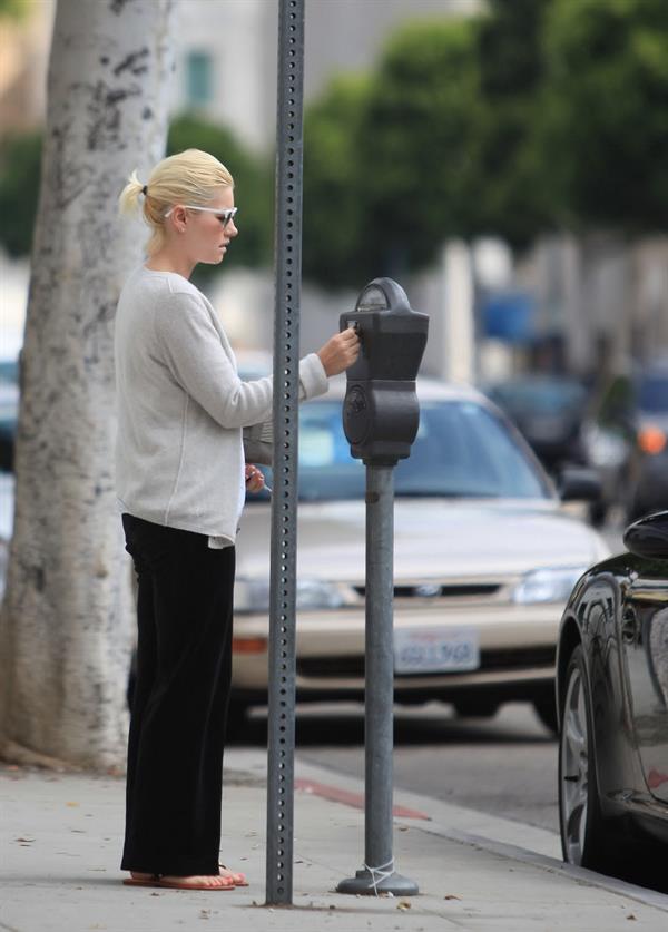 Elisha Cuthbert