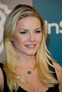 Elisha Cuthbert