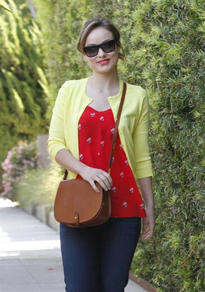 Olivia Wilde out in santa monica 030312 