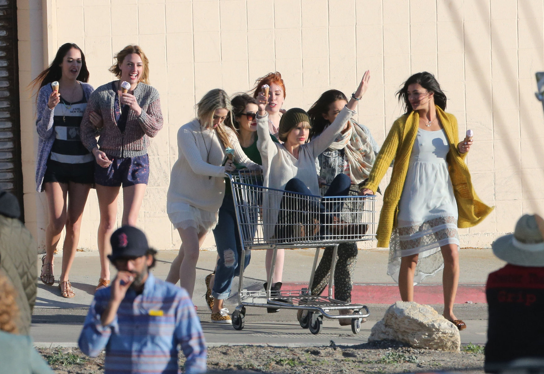 Taylor Swift filming a music video in Malibu 2/11/13 