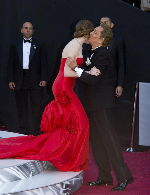 Anne Hathaway 83rd annual Academy Awards in Hollywood on February 27, 2011