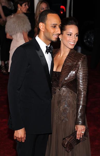 Alicia Keys metropolitan museum of art costume institute benefit 02 05 11 