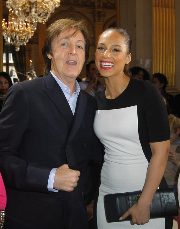 Alicia Keys attends the Stella McCartney Fashion House Presentation in Paris on March 5, 2012