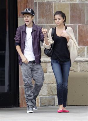 Selena Gomez and Justin Bieber in Los Angeles on September 16, 2011