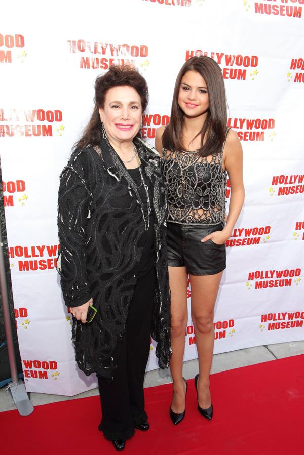 Selena Gomez at the Marilyn Monroe exhibit at the Hollywood Museum on May 30, 2012