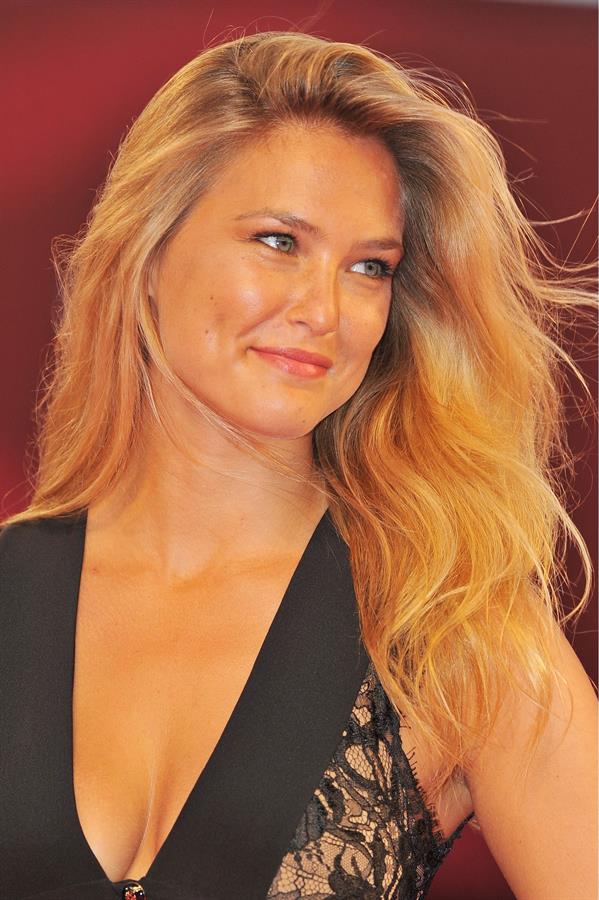 Bar Refaeli