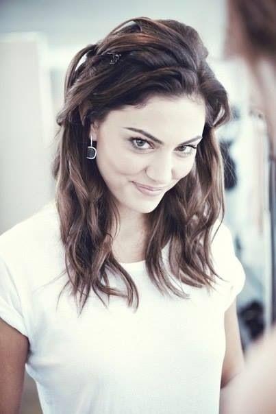 Phoebe Tonkin