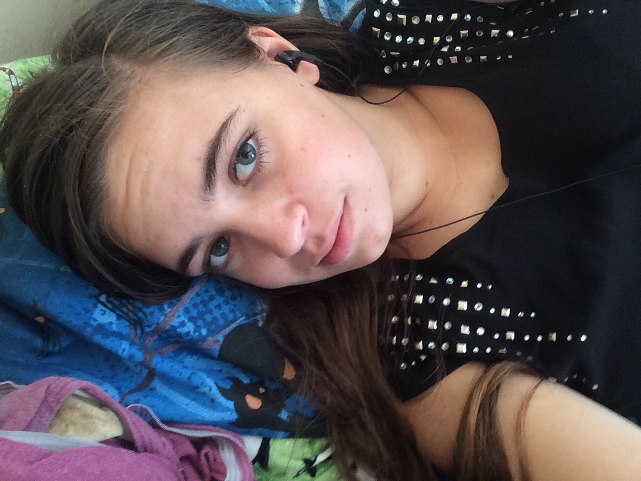 Emma taking a selfie