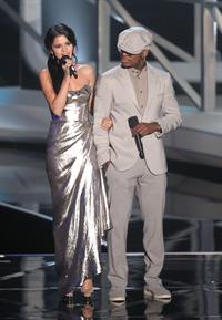 Selena Gomez attends the 2010 MTV Video Music Awards on September 12, 2010