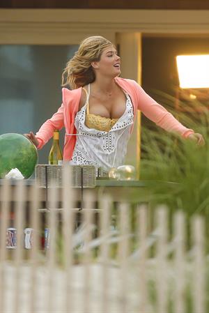 Kate Upton on the set of 'The Other Woman' in NY on June 6, 2013