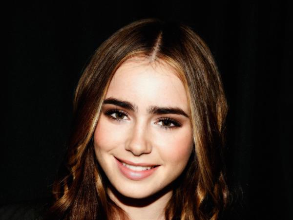 Lily Collins