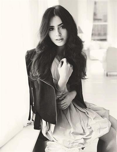 Lily Collins