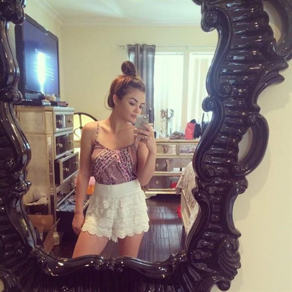 Lucy Hale taking a selfie