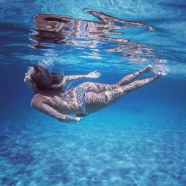 Alana Blanchard in a bikini - ass