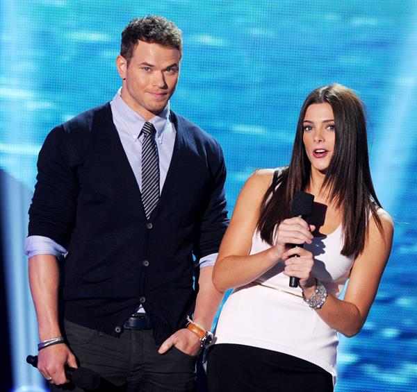 Ashley Greene 2011 Teen Choice Awards on August 7, 2011