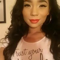 Stephanie George taking a selfie