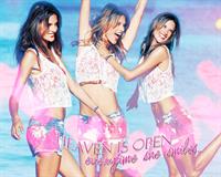 Alessandra Ambrosio in lingerie