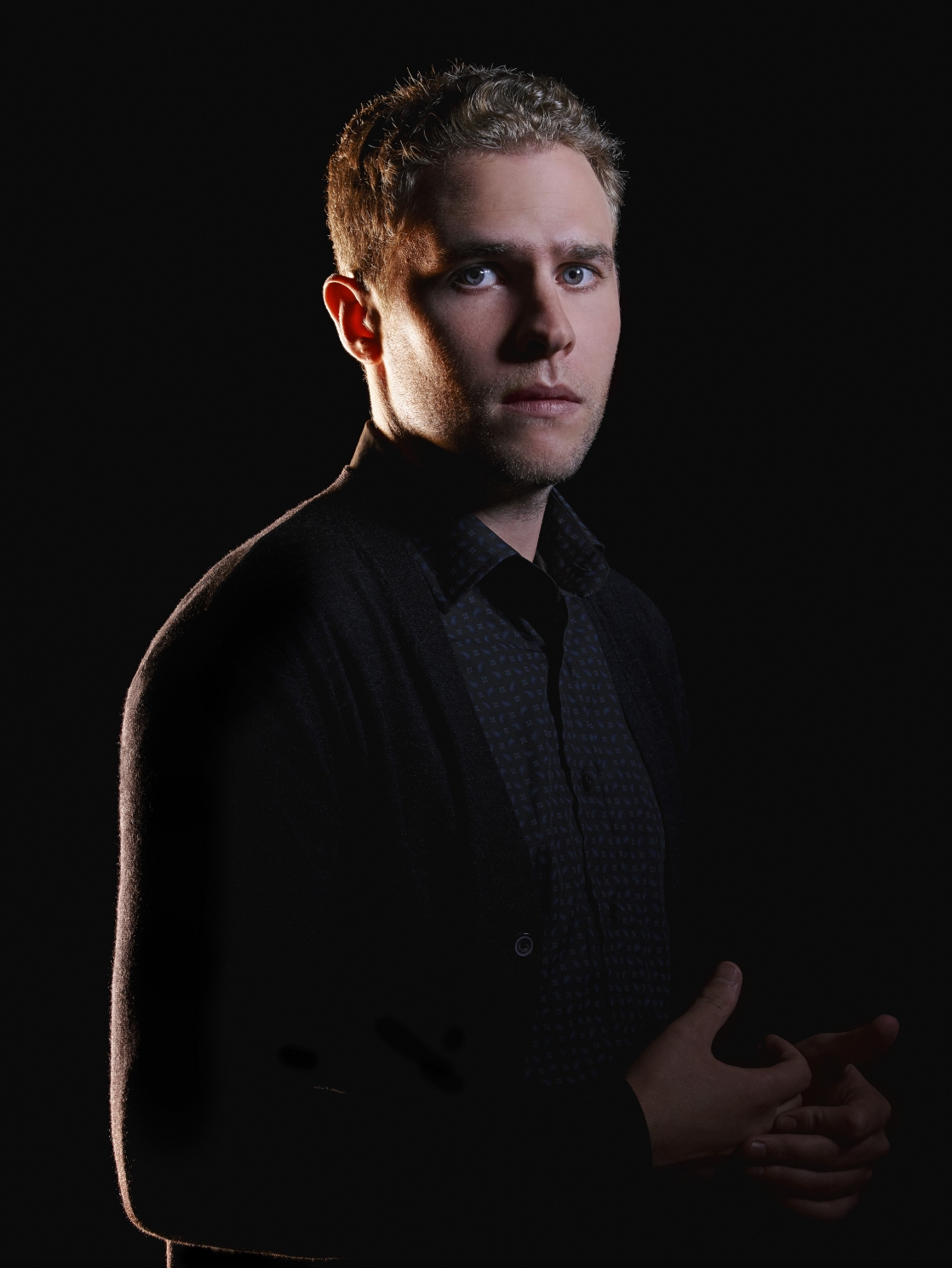 Iain De Caestecker