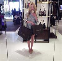 Renée Hall taking a selfie