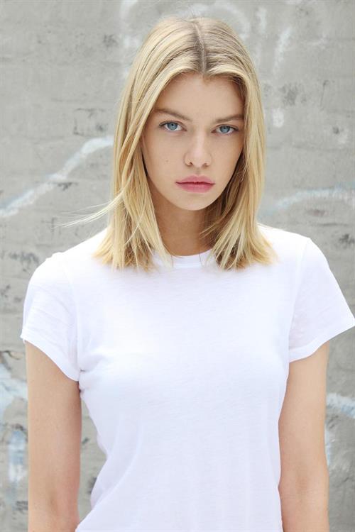 Stella Maxwell