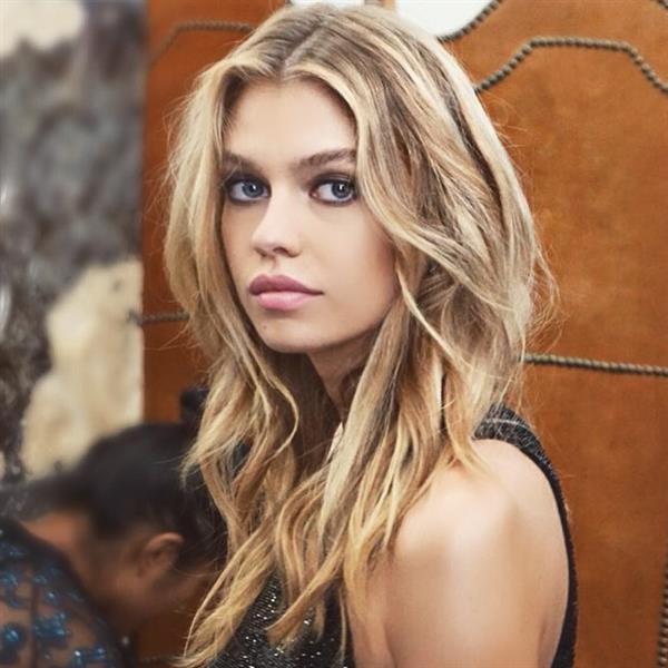 Stella Maxwell