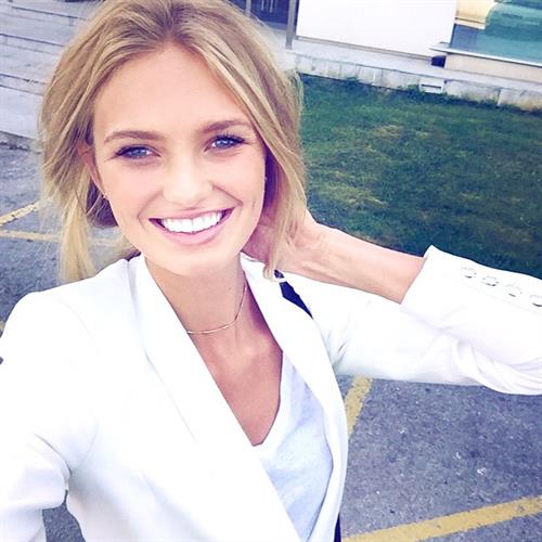 Romee Strijd taking a selfie