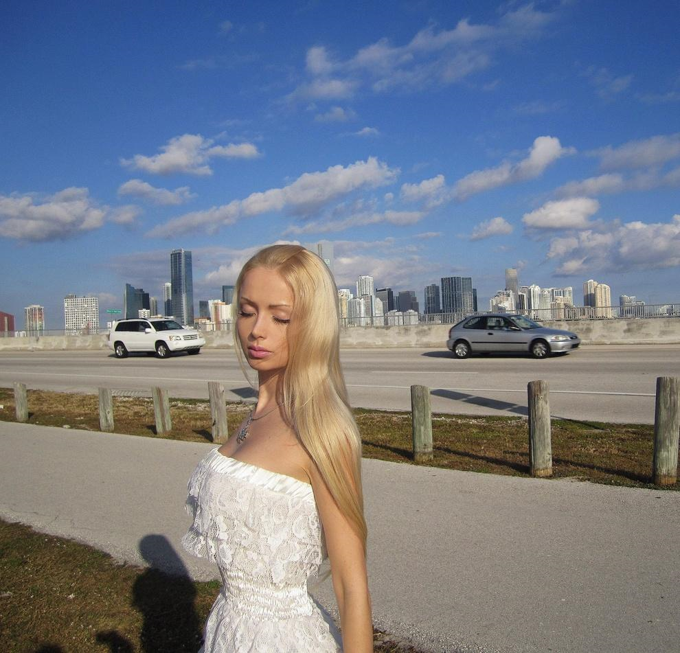 Valeria Lukyanova