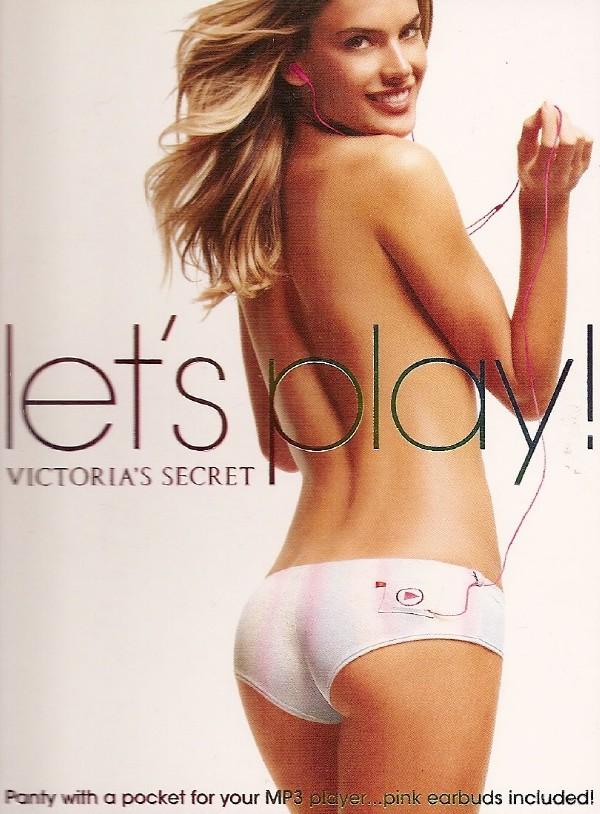 Alessandra Ambrosio in lingerie - ass