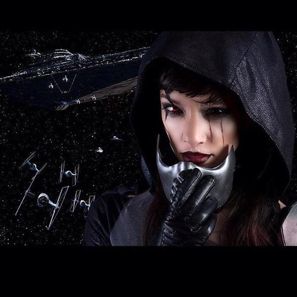 Lyz Brickley - Sith Cosplay